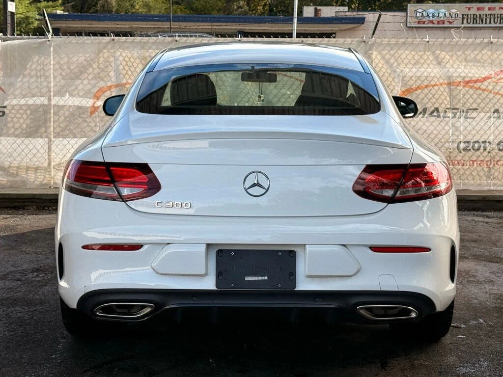 Mercedes-Benz C 300 AMG Optic* АвтоКредит* (ЦЕНА ДО БГ) - изображение 6