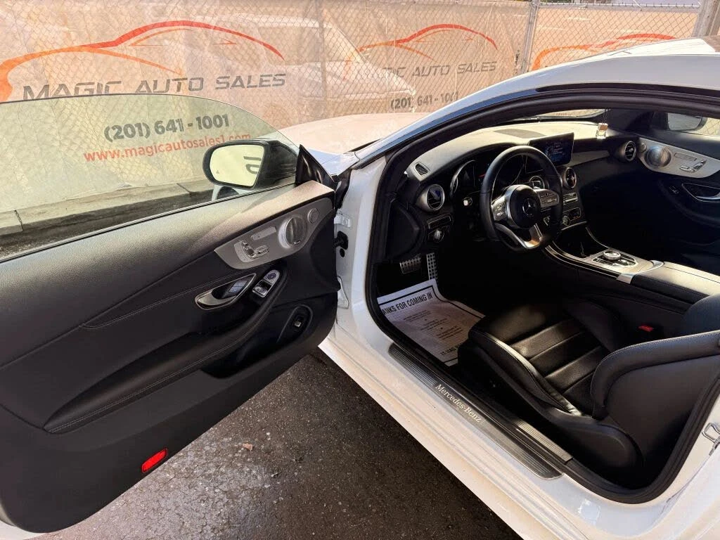 Mercedes-Benz C 300 AMG Optic* АвтоКредит* (ЦЕНА ДО БГ) - изображение 8