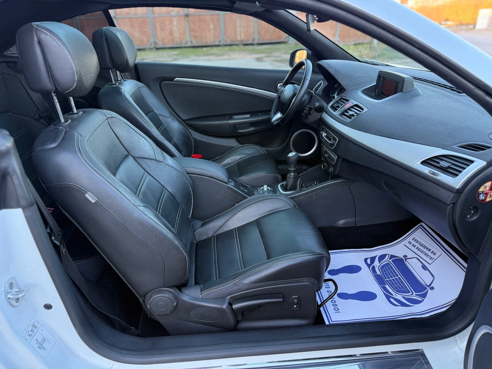 Renault Megane 1.5dci Кожа Навигация Ксенон, снимка 11 - Автомобили и джипове - 53803572