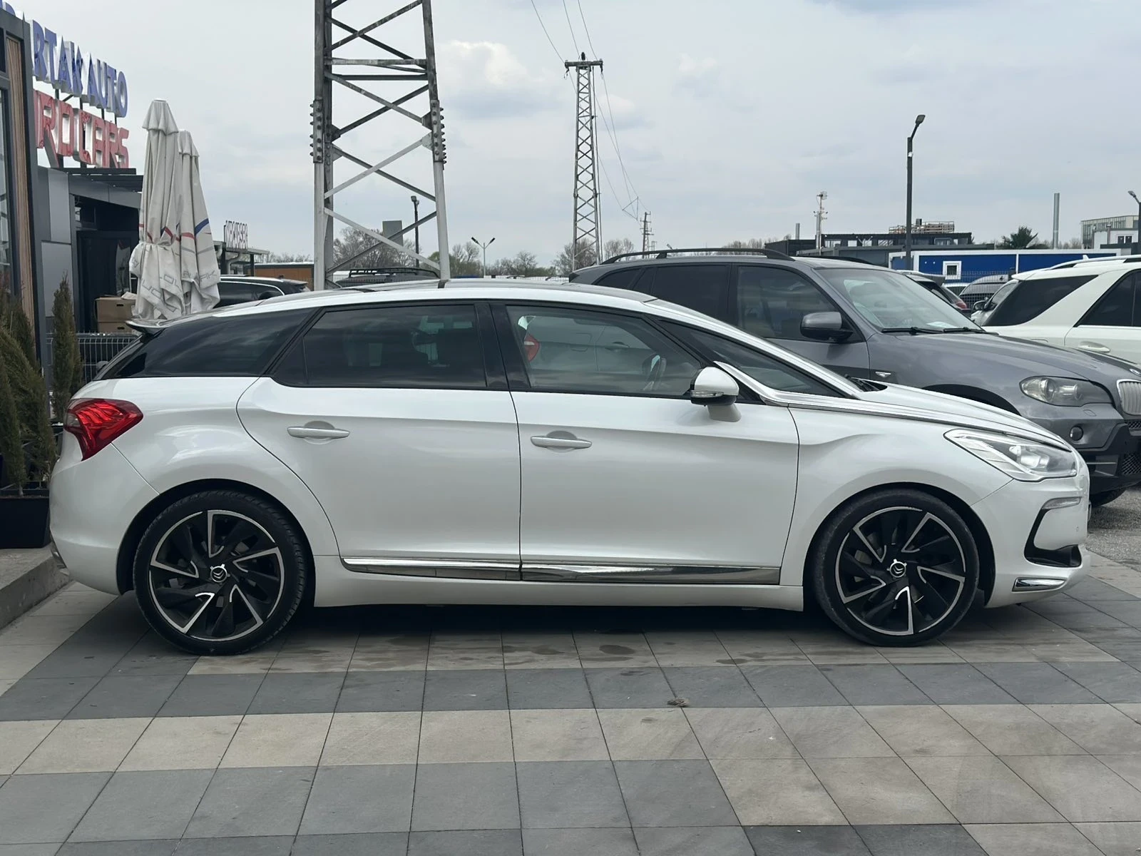 Citroen DS5 1.6T Пълна сервизна история , снимка 4 - Автомобили и джипове - 53959706