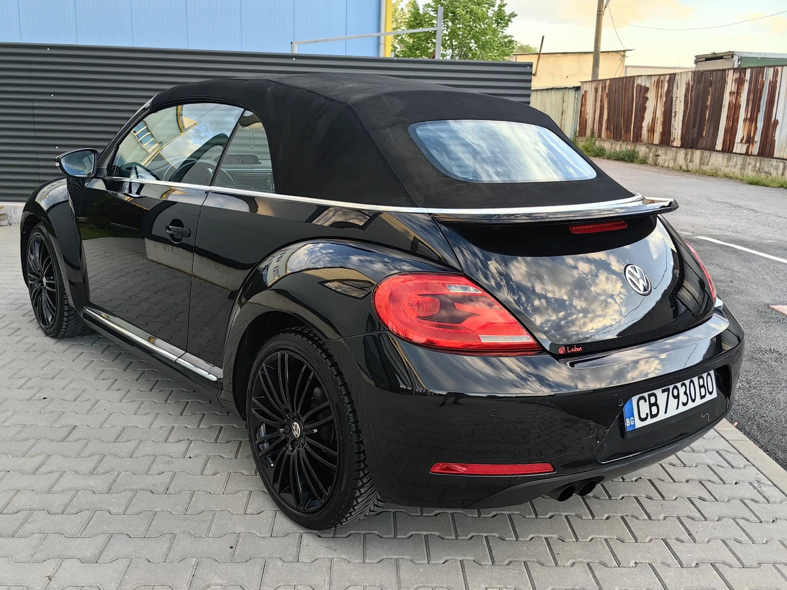 VW New beetle 2.0 TDI DSG, снимка 7 - Автомобили и джипове - 54016108