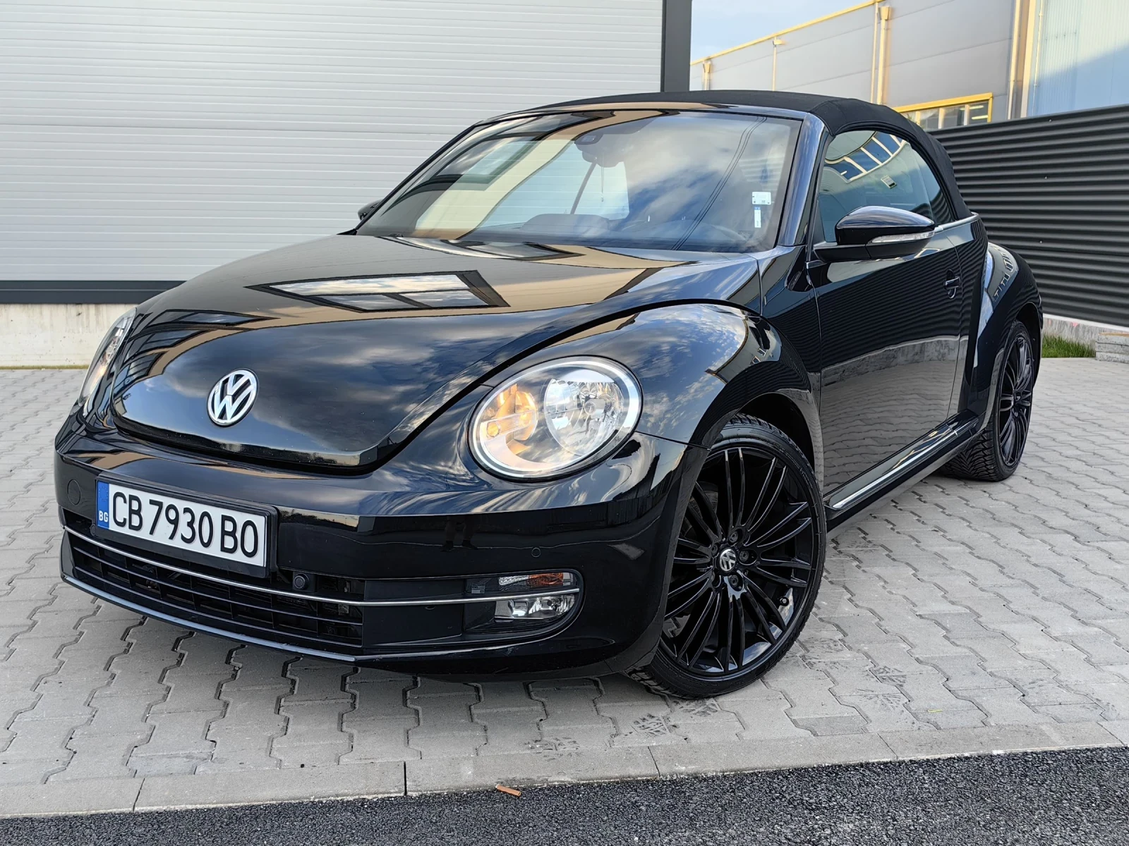 VW New beetle 2.0 TDI DSG, снимка 2 - Автомобили и джипове - 54016108