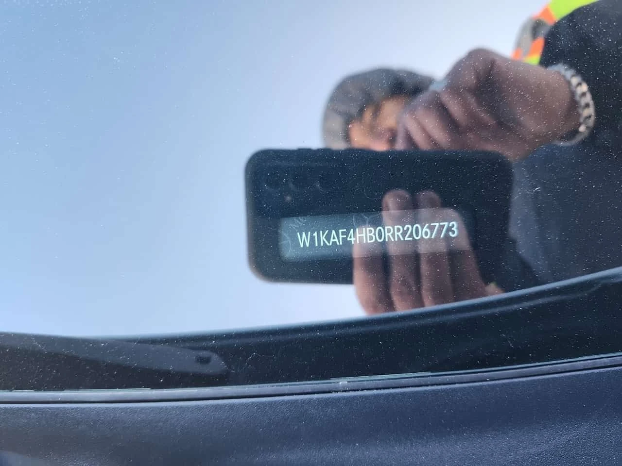 Mercedes-Benz C 300 | 360 КАМЕРИ| ПАМЕТ| ПАНОРАМА| CARFAX| , снимка 15 - Автомобили и джипове - 54079485