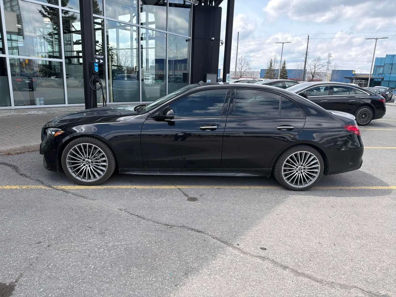 Mercedes-Benz C 300 4 MATIC * CARFAX * 2 КЛЮЧА * БЕЗ ЗАБЕЛЕЖКИ, снимка 2 - Автомобили и джипове - 54416984