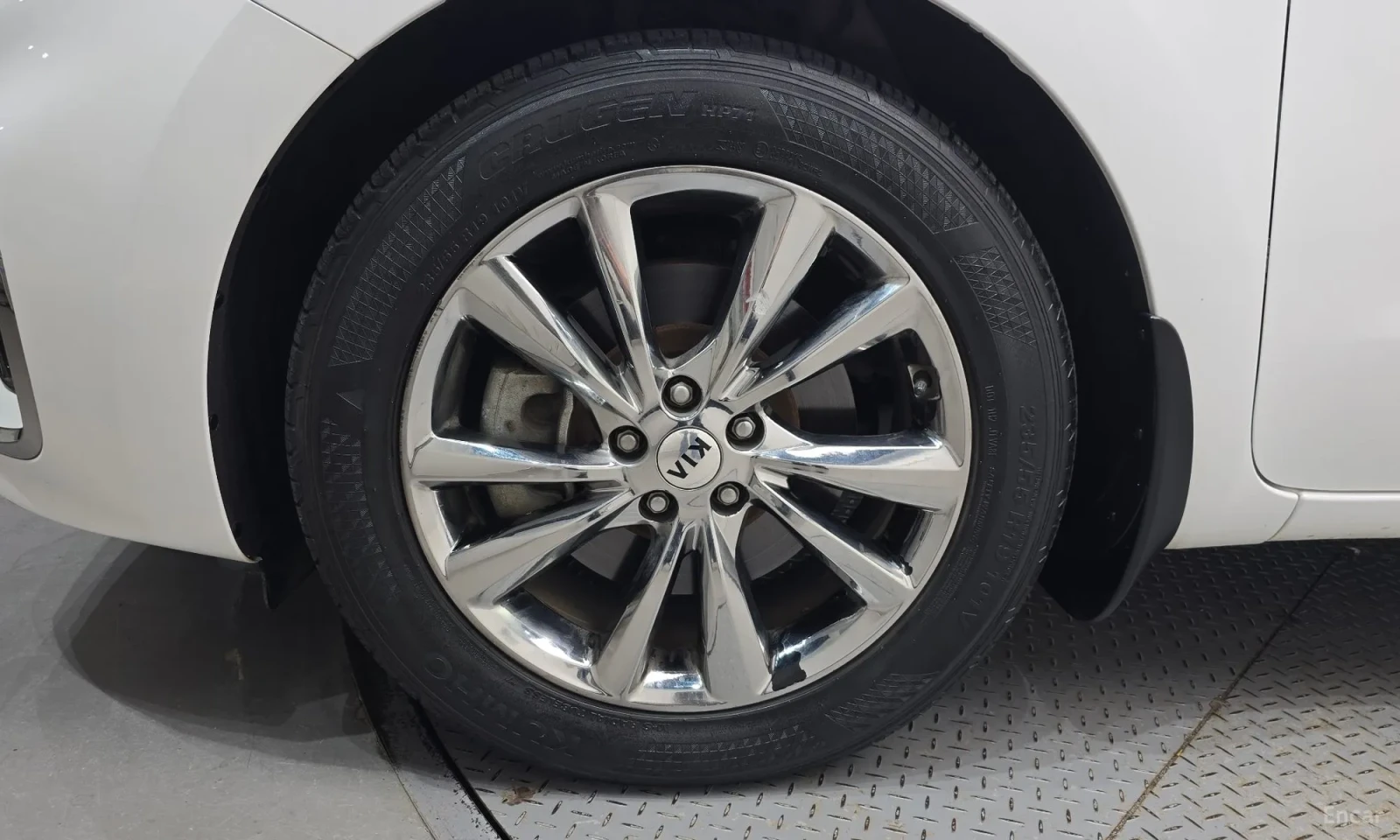 Kia Carnival 9 местен , снимка 3 - Автомобили и джипове - 54563536