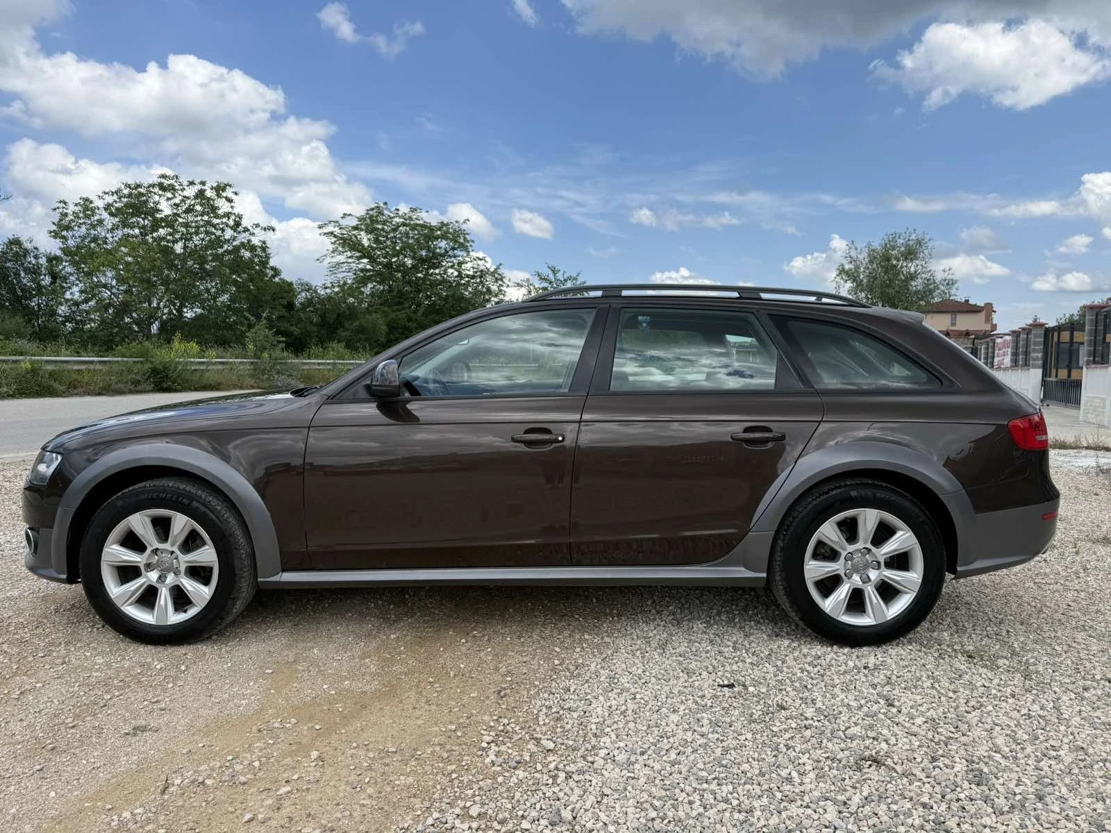 Audi A4 Allroad 2.0 TDI АВТОМАТ FACE, снимка 7 - Автомобили и джипове - 54800285