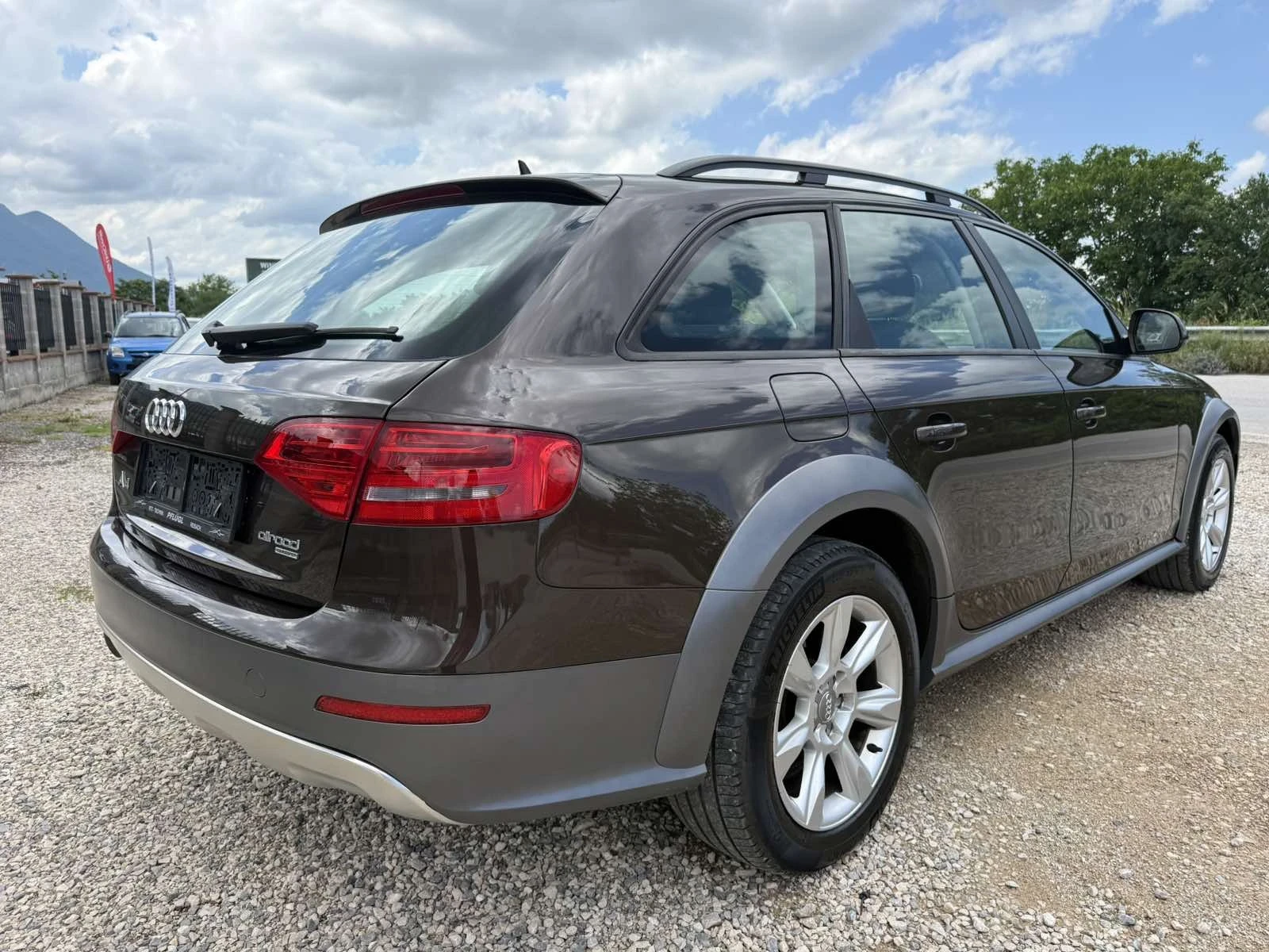 Audi A4 Allroad 2.0 TDI АВТОМАТ FACE, снимка 4 - Автомобили и джипове - 54800285
