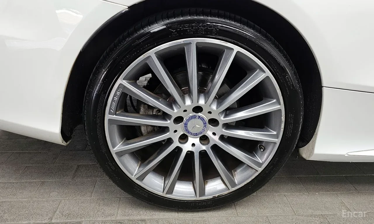 Mercedes-Benz C 220 d | Coupe | AMG Line | Pano, снимка 5 - Автомобили и джипове - 54958176