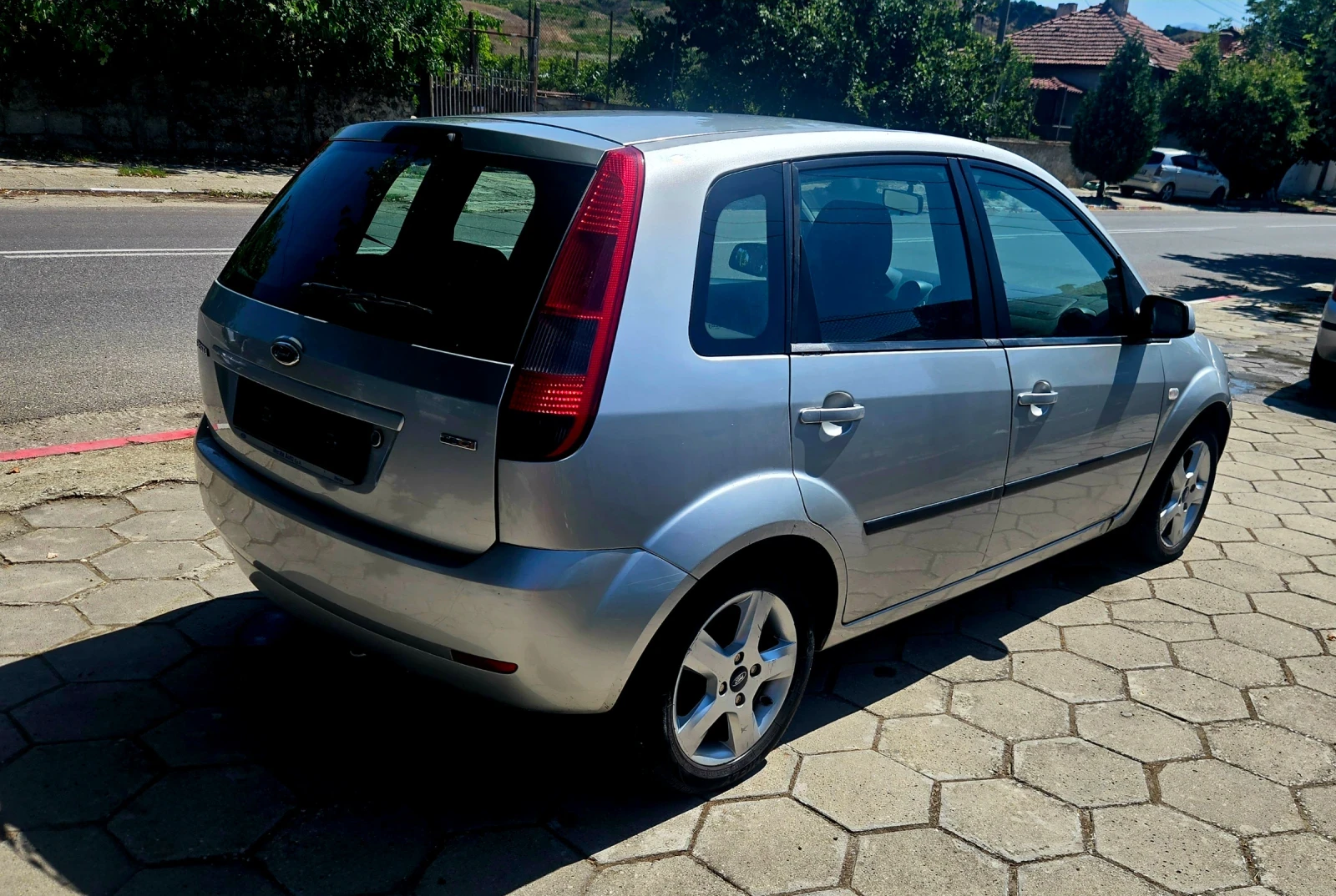 Ford Fiesta 1.4 Дизел, снимка 6 - Автомобили и джипове - 55499780