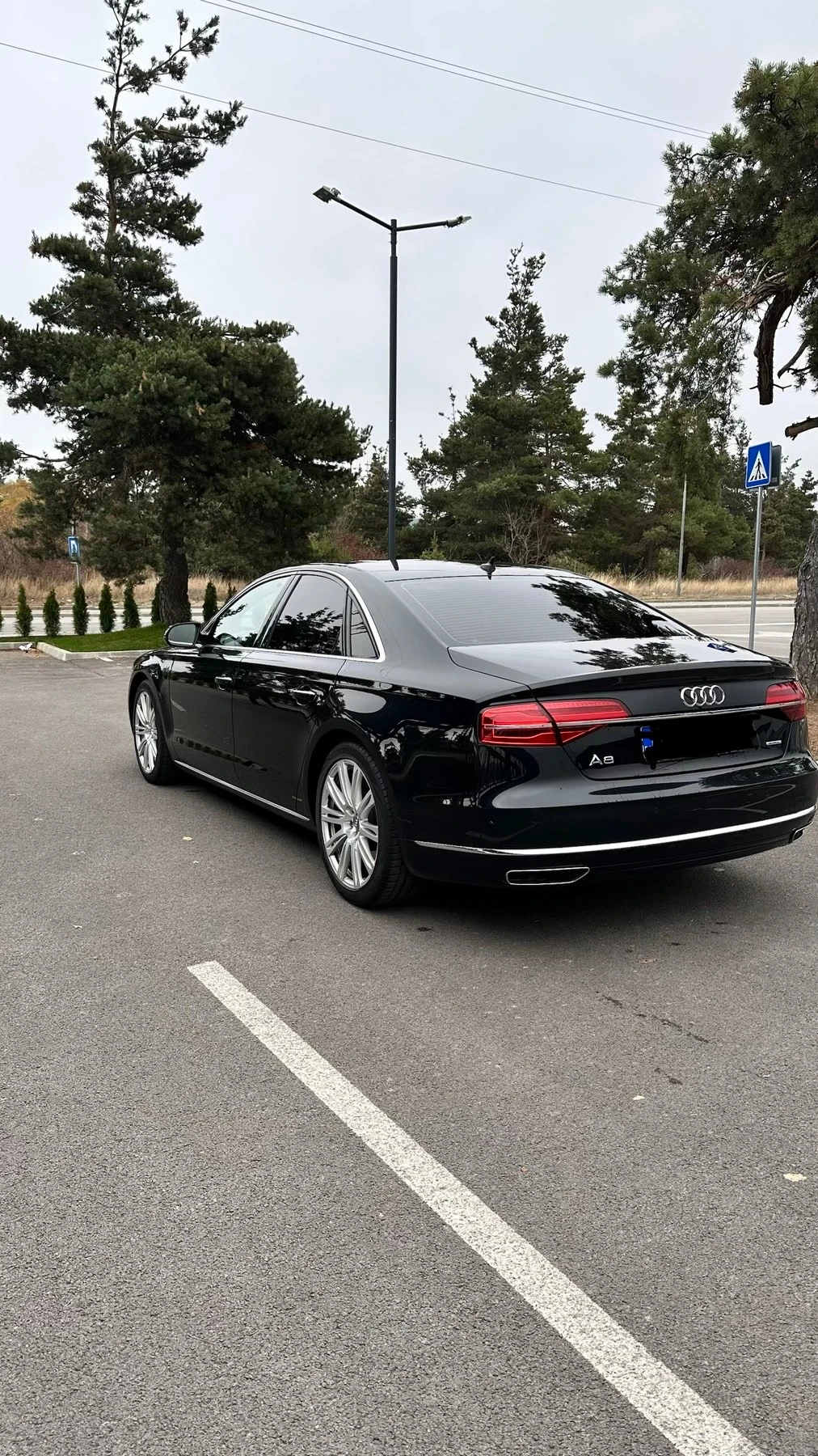 Audi A8, снимка 2 - Автомобили и джипове - 56685765