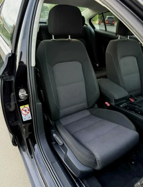 VW Passat 1.6 TDI DSG/DISTRONIC/EURO 6 - 25000 лв. - 93411439 14