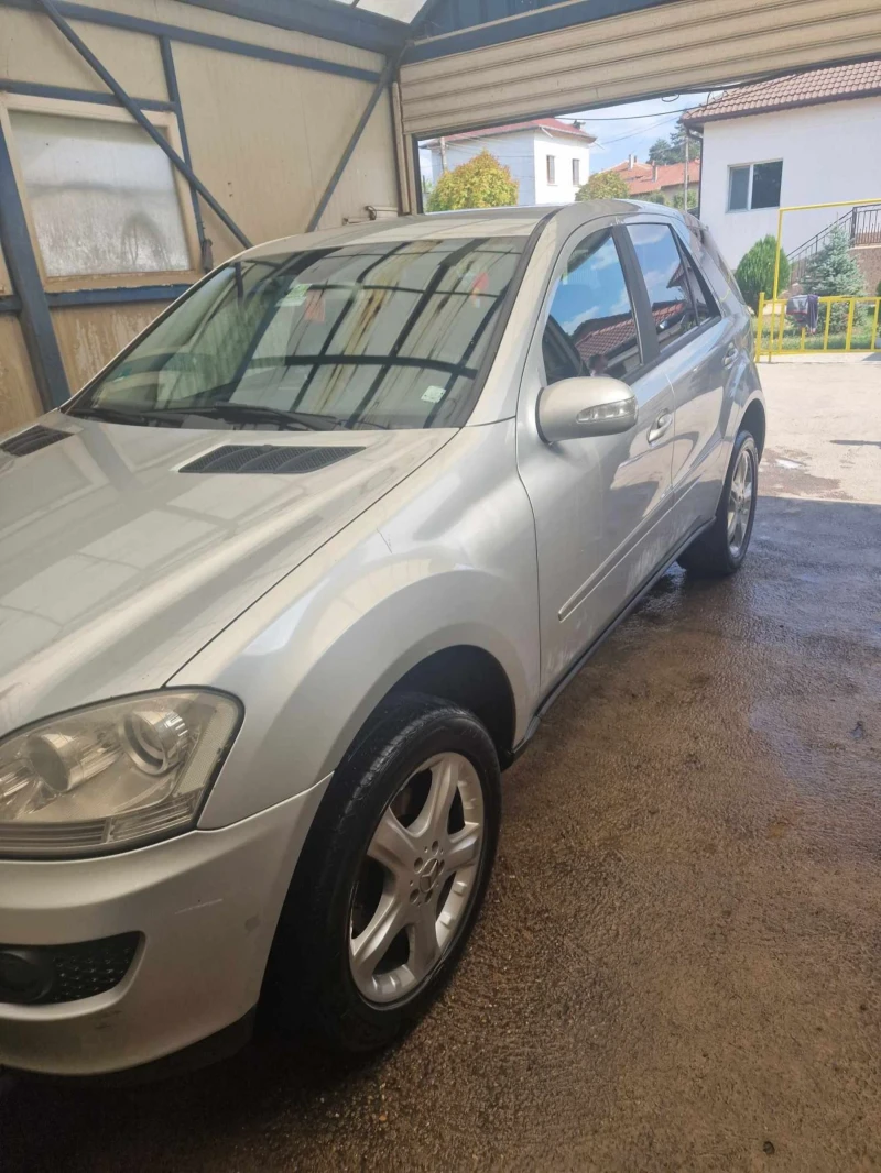 Mercedes-Benz ML 320, снимка 7 - Автомобили и джипове - 47335873