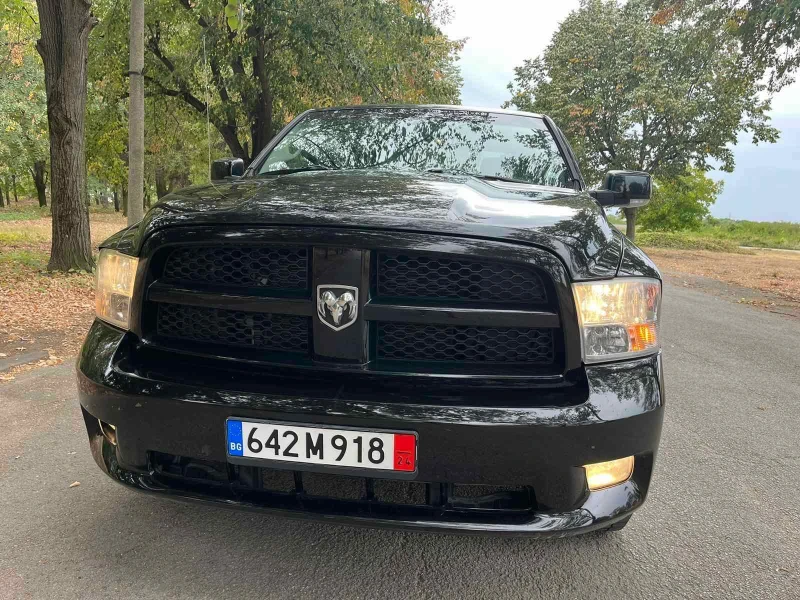 Dodge RAM 1500 5.7 HEMI, снимка 2 - Автомобили и джипове - 47980593