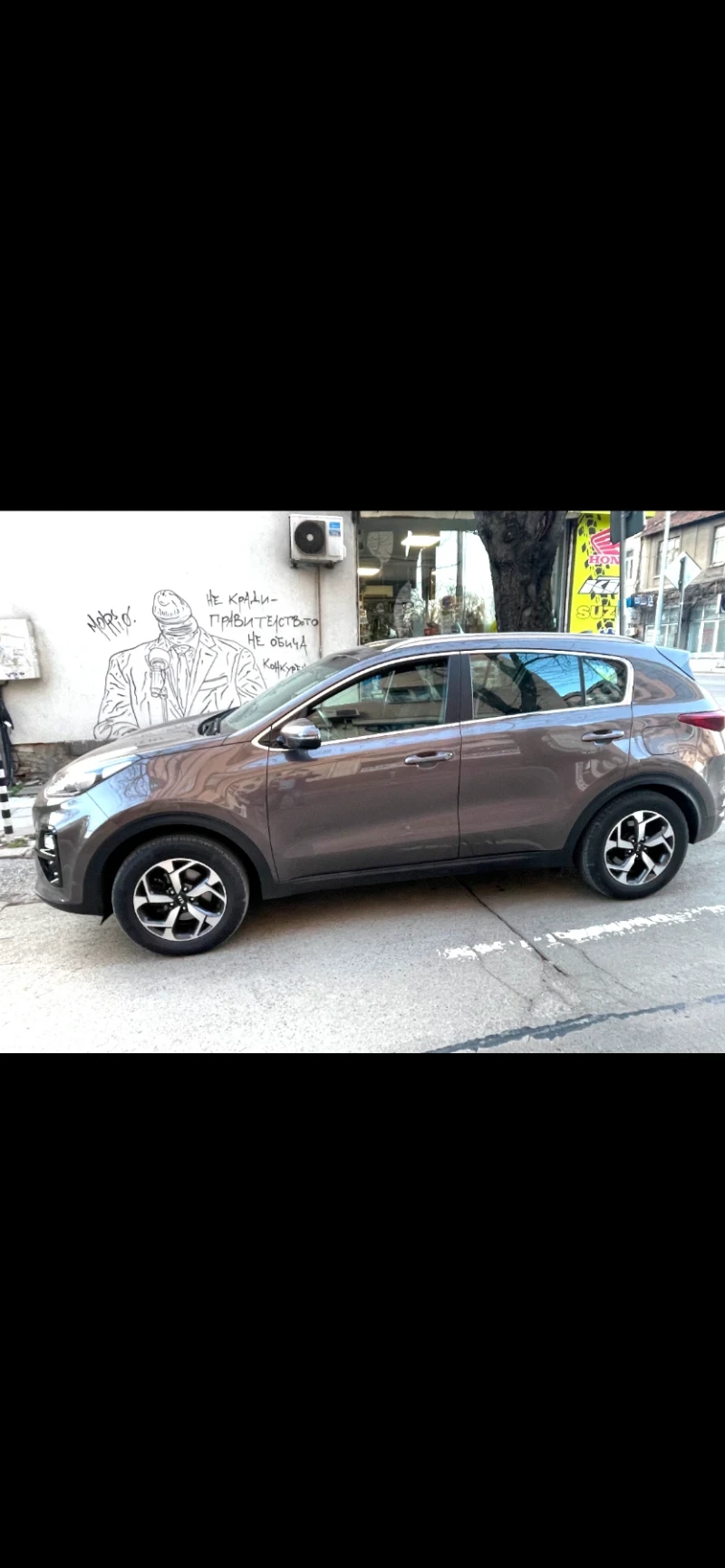 Kia Sportage Джип, снимка 4 - Автомобили и джипове - 48644220