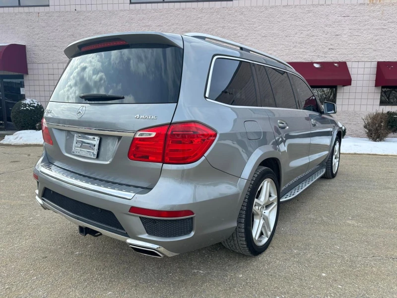 Mercedes-Benz GL 500 4MATIC * М. ТОЧКА * HARMAN * ПОДГРЕВ * , снимка 3 - Автомобили и джипове - 49221230