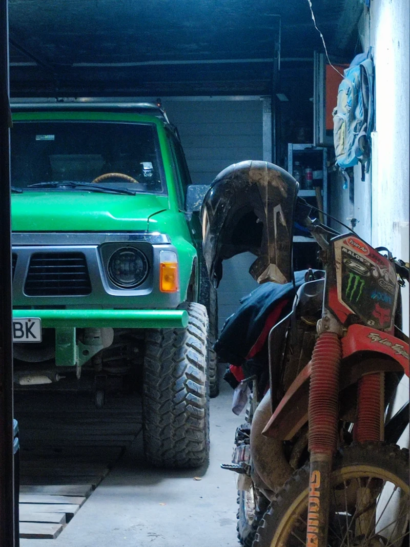 Nissan Patrol Patrol, снимка 4 - Автомобили и джипове - 52350098