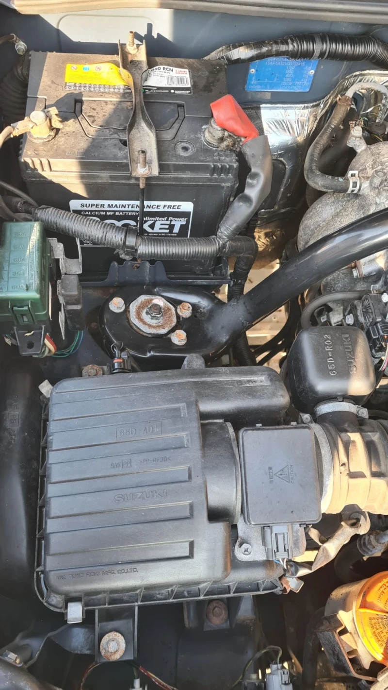 Suzuki Grand vitara 2.0 128ps, снимка 8 - Автомобили и джипове - 52428773