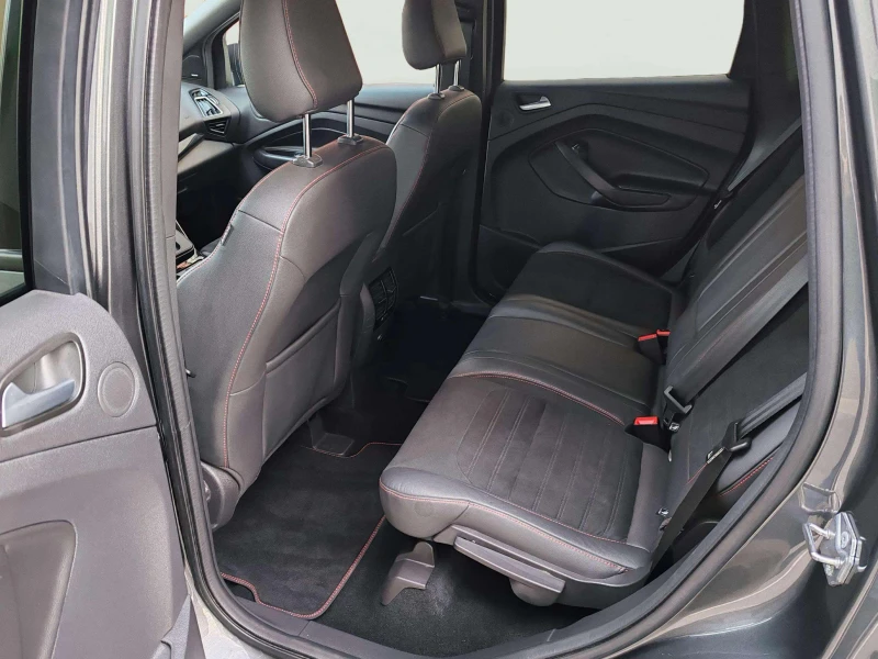 Ford Kuga 1.5 EcoBoost, снимка 9 - Автомобили и джипове - 53264198