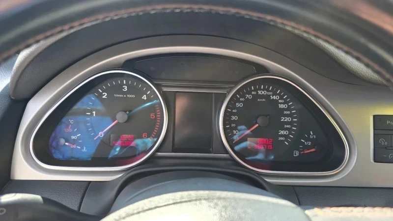 Audi Q7, снимка 9 - Автомобили и джипове - 54707798