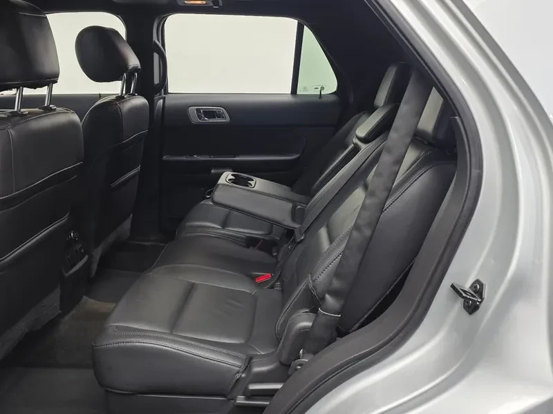 Ford Explorer 3.5 AWD - САМО 30% АВАНС, снимка 12 - Автомобили и джипове - 56368575
