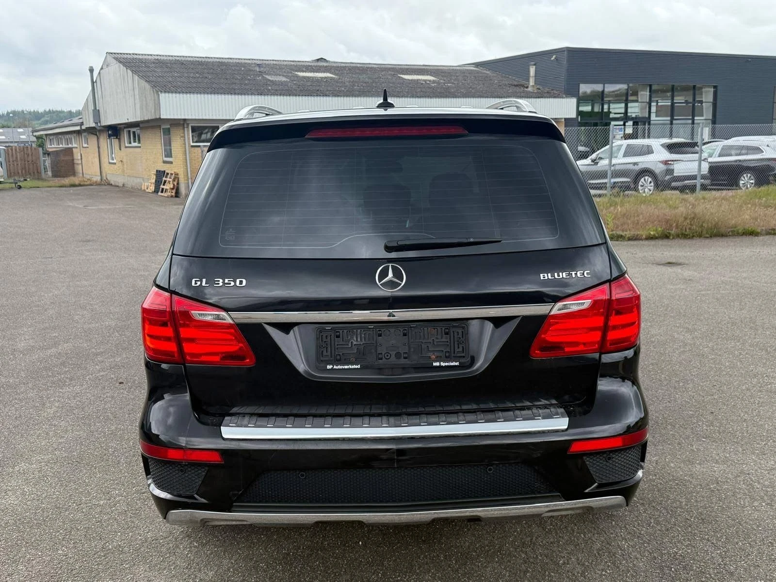 Mercedes-Benz GL 350 ОЧАКВАН ВНОС FULL AMG LINE 7МЕСТЕН ЛИЗИНГ 100% - изображение 5