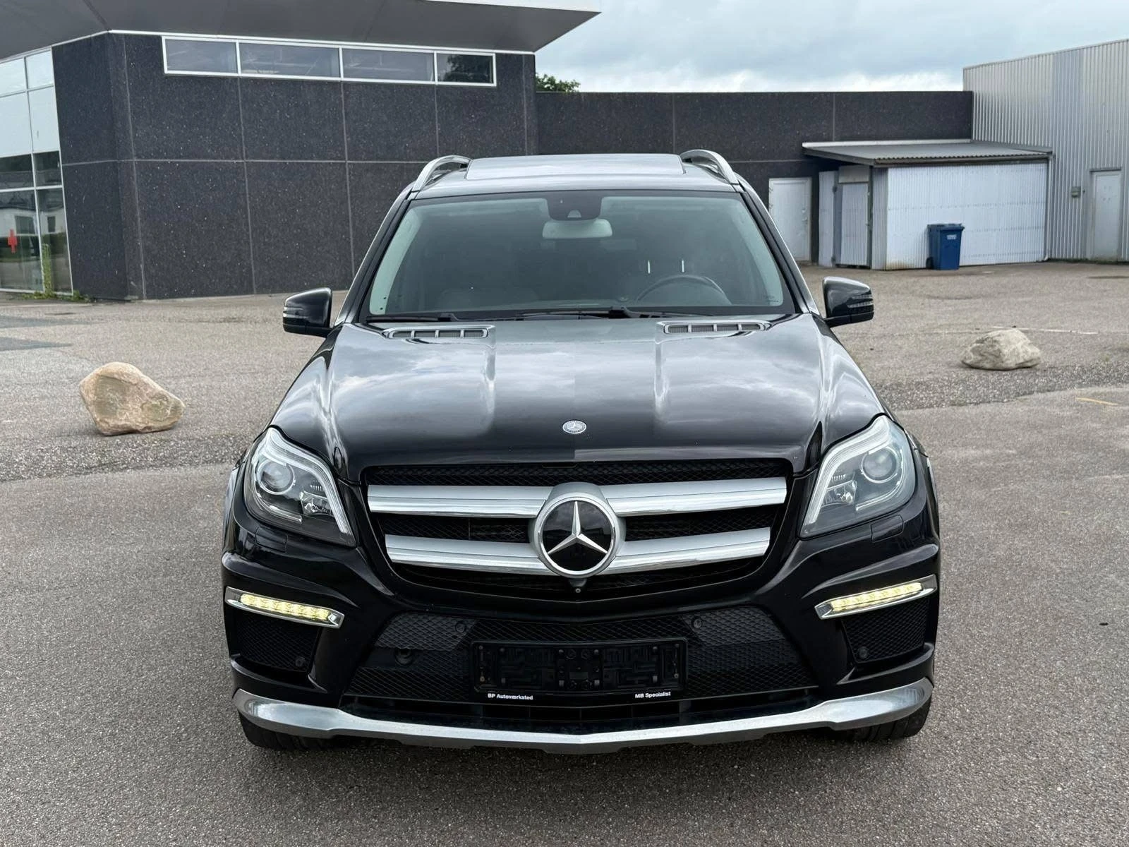 Mercedes-Benz GL 350 ОЧАКВАН ВНОС FULL AMG LINE 7МЕСТЕН ЛИЗИНГ 100% - изображение 2
