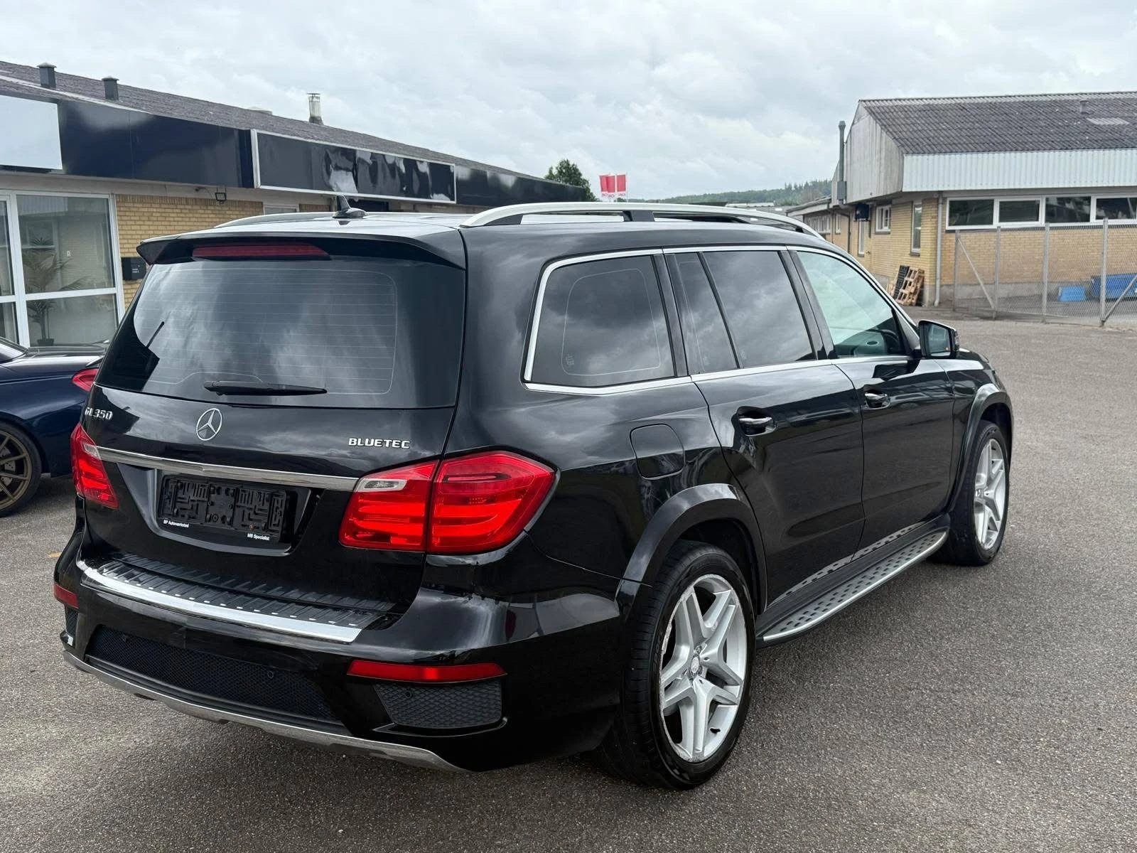 Mercedes-Benz GL 350 ОЧАКВАН ВНОС FULL AMG LINE 7МЕСТЕН ЛИЗИНГ 100% - изображение 6