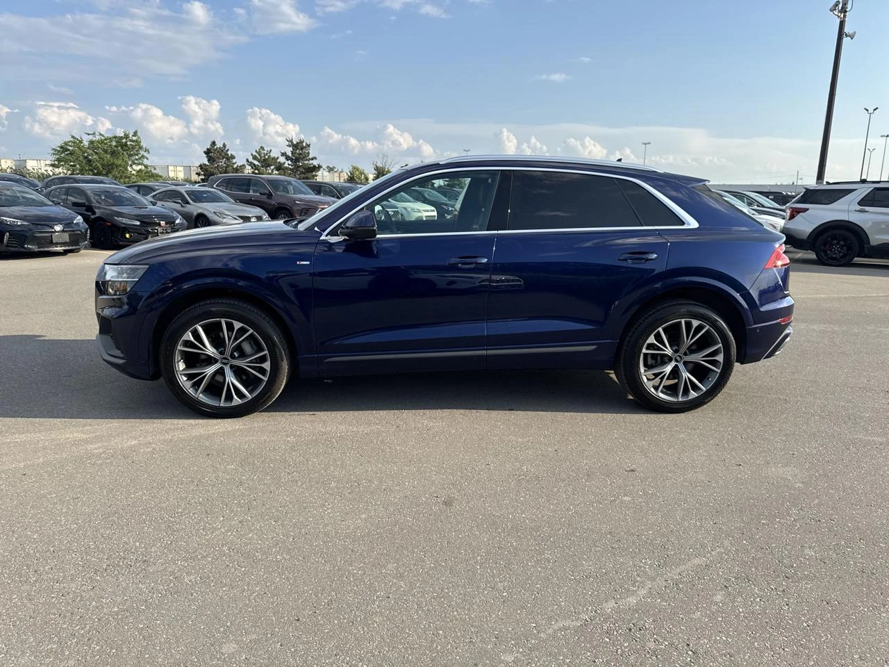 Audi Q8 Technik* Авто финансиране* Карфакс - изображение 2