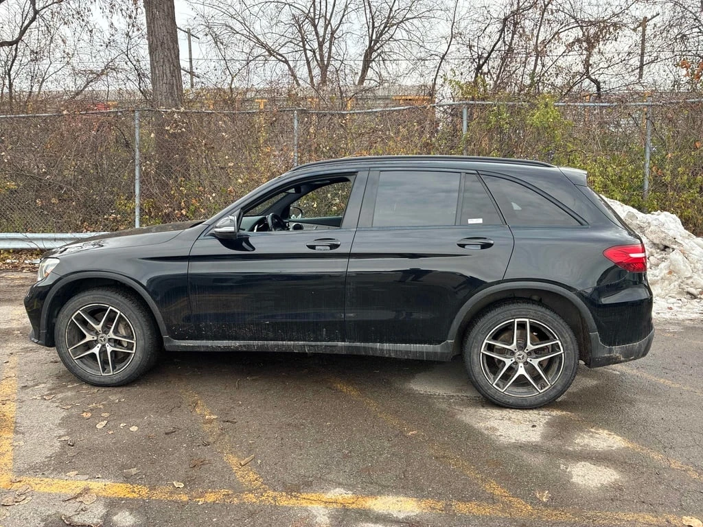 Mercedes-Benz GLC 300 * CARFAX * БЕЗ ПЪРВОНАЧАЛНА ВНОСКА - изображение 2