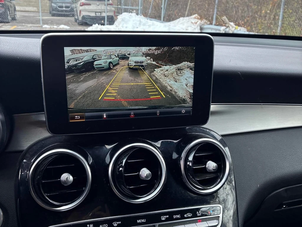 Mercedes-Benz GLC 300 * CARFAX * БЕЗ ПЪРВОНАЧАЛНА ВНОСКА - изображение 9