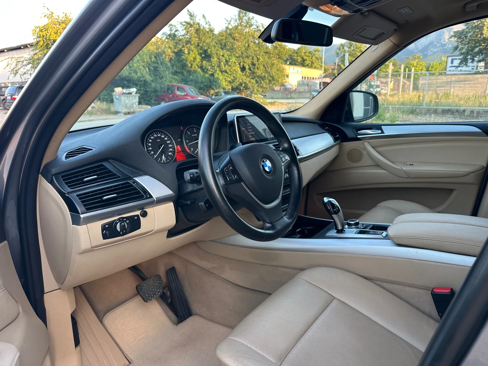 BMW X5 3.0D NAVI/FACA 232000k ITALY, снимка 9 - Автомобили и джипове - 55107132