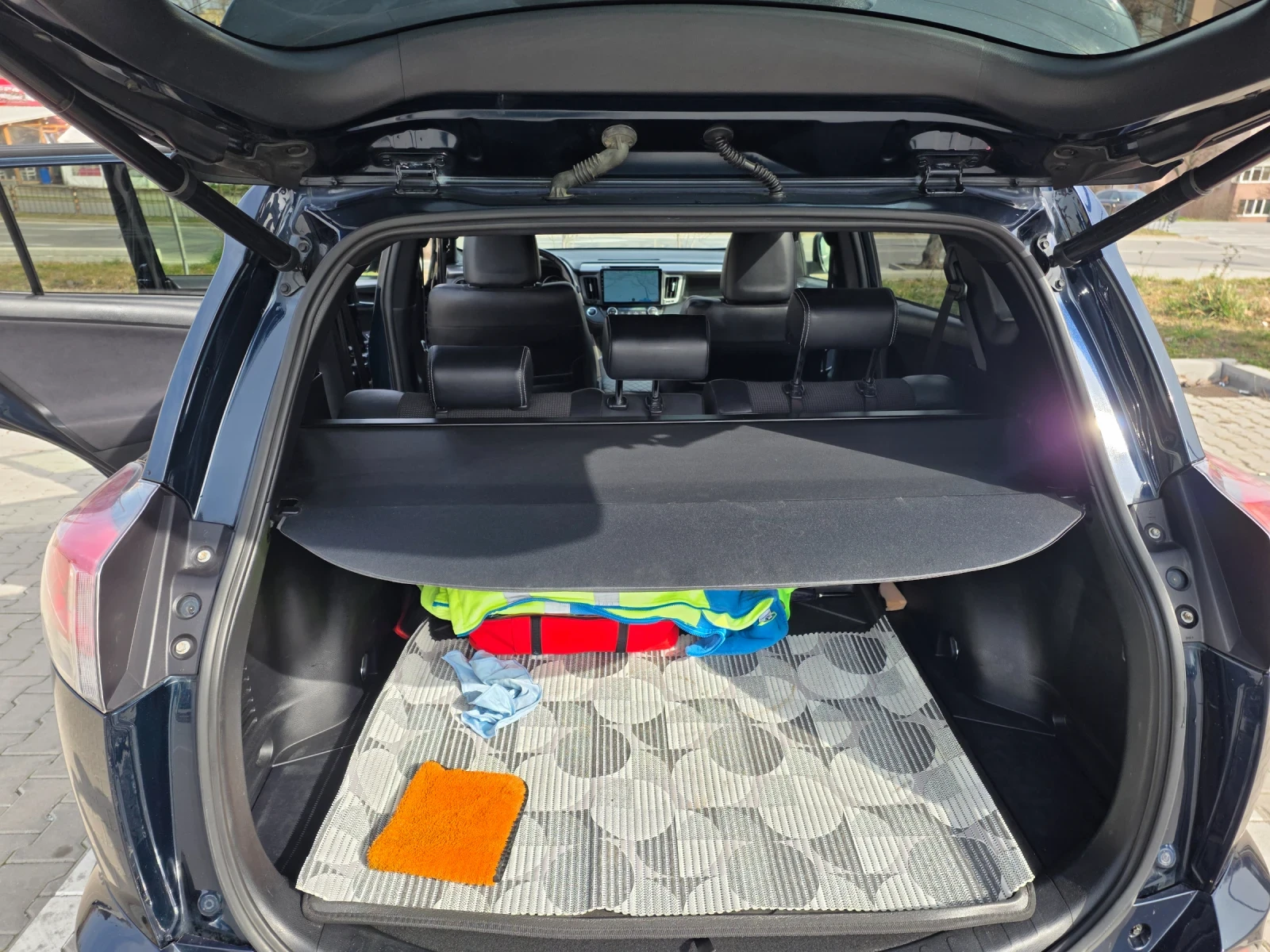 Toyota Rav4 | Mobile.bg � ����������� 10