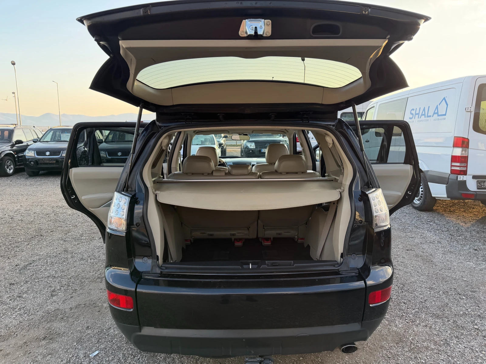 Mitsubishi Outlander 2.4 ГАЗ ГЪРЦИЯ 120000 КМ УНИКАТ, снимка 12 - Автомобили и джипове - 53851438