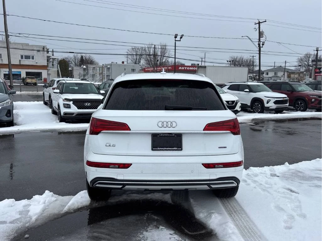 Audi Q5 CARFAX* Komfort 45 TFSI * KEYLESS * ДВА КЛЮЧА, снимка 5 - Автомобили и джипове - 53892749