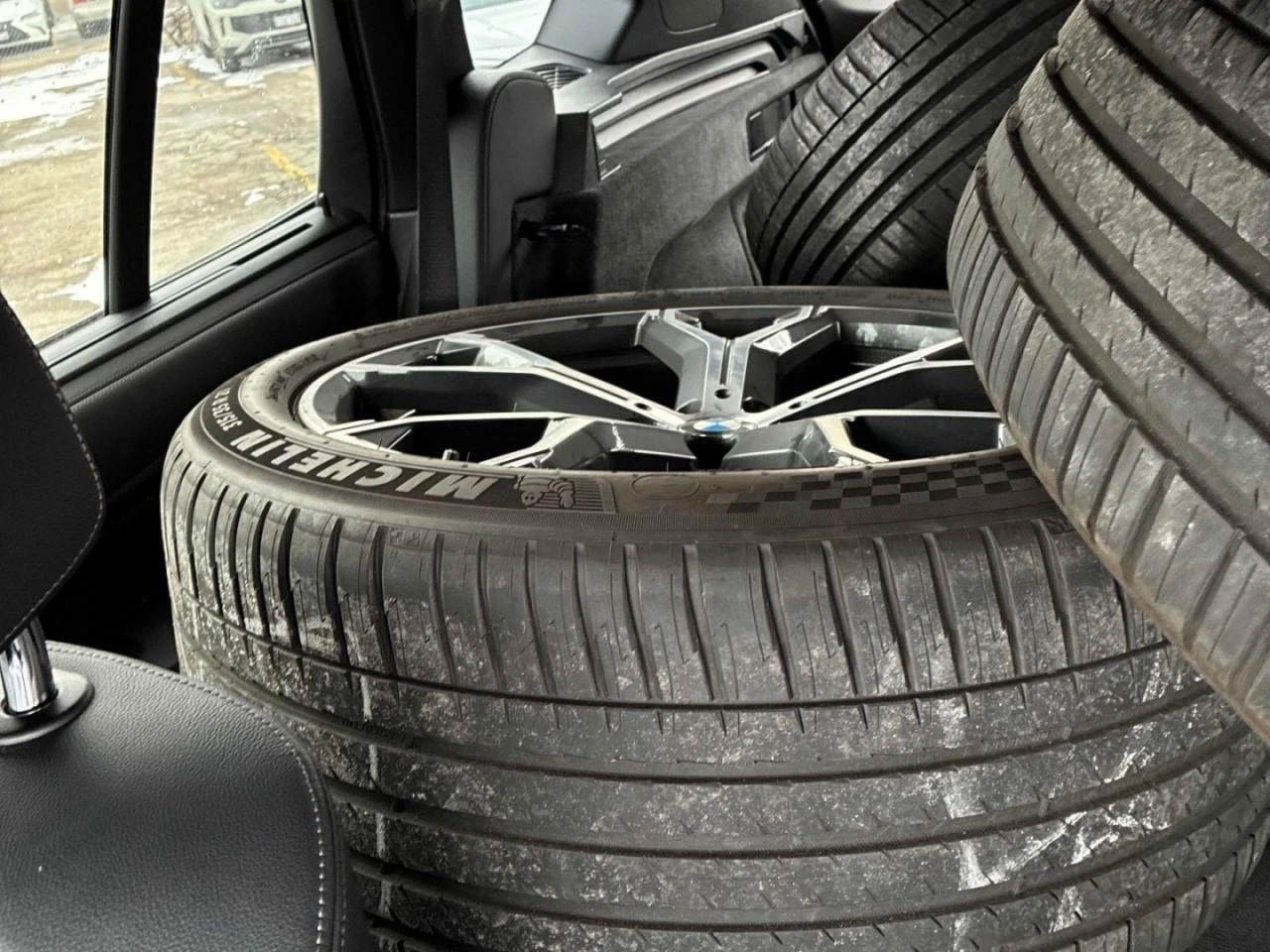 BMW X5 M-pkg* Laser* Soft-Close* HUD* 360View* , снимка 12 - Автомобили и джипове - 54011435