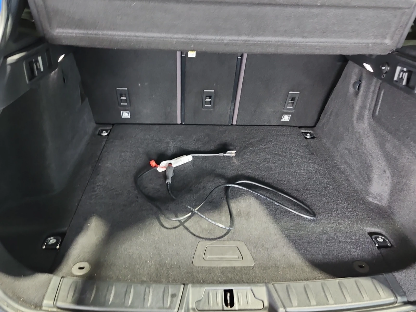 Jaguar F-PACE R-SPORT* 360view* Pano* Подгрев* Обдухване* , снимка 14 - Автомобили и джипове - 54055278