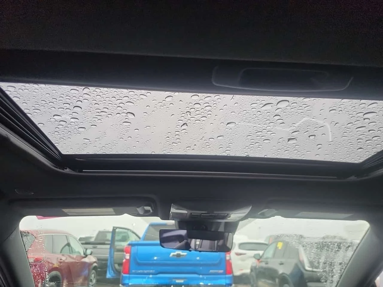 Toyota Rav4 * XSE * CARFAX * ЦЕНА ДО БГ, снимка 12 - Автомобили и джипове - 54089799