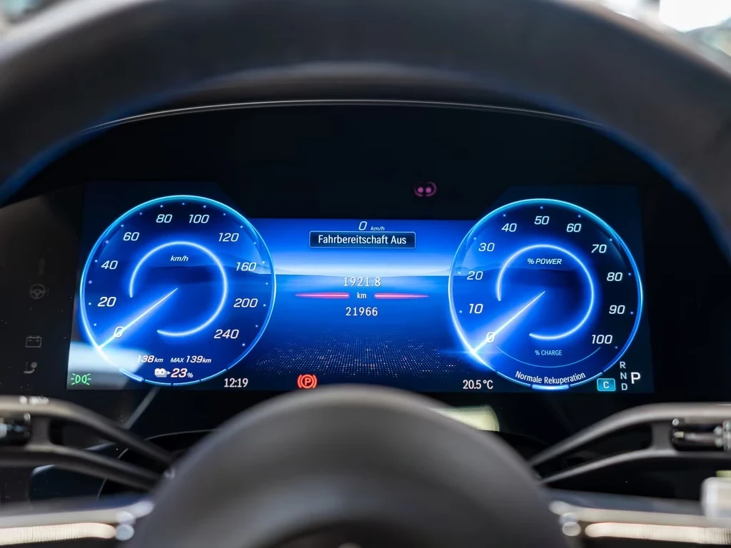 Mercedes-Benz EQE 350+ SUV AMG Premium+ Hyperscreen Burmest PANO 360, снимка 9 - Автомобили и джипове - 55385345