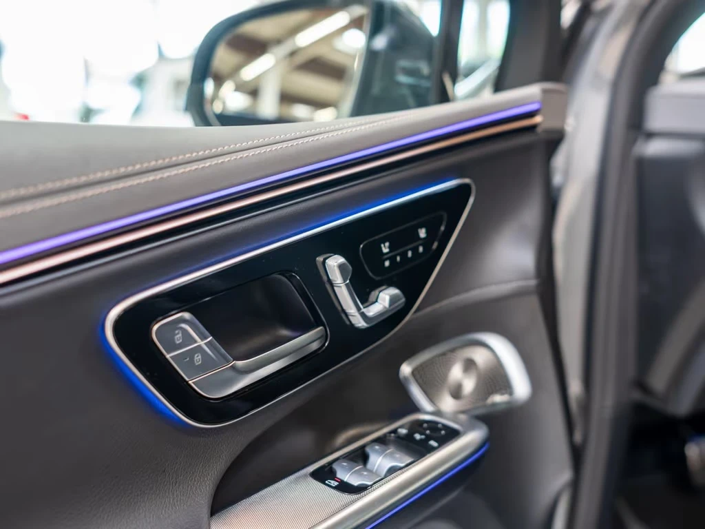 Mercedes-Benz EQE 350+ SUV AMG Premium+ Hyperscreen Burmest PANO 360, снимка 7 - Автомобили и джипове - 55385345