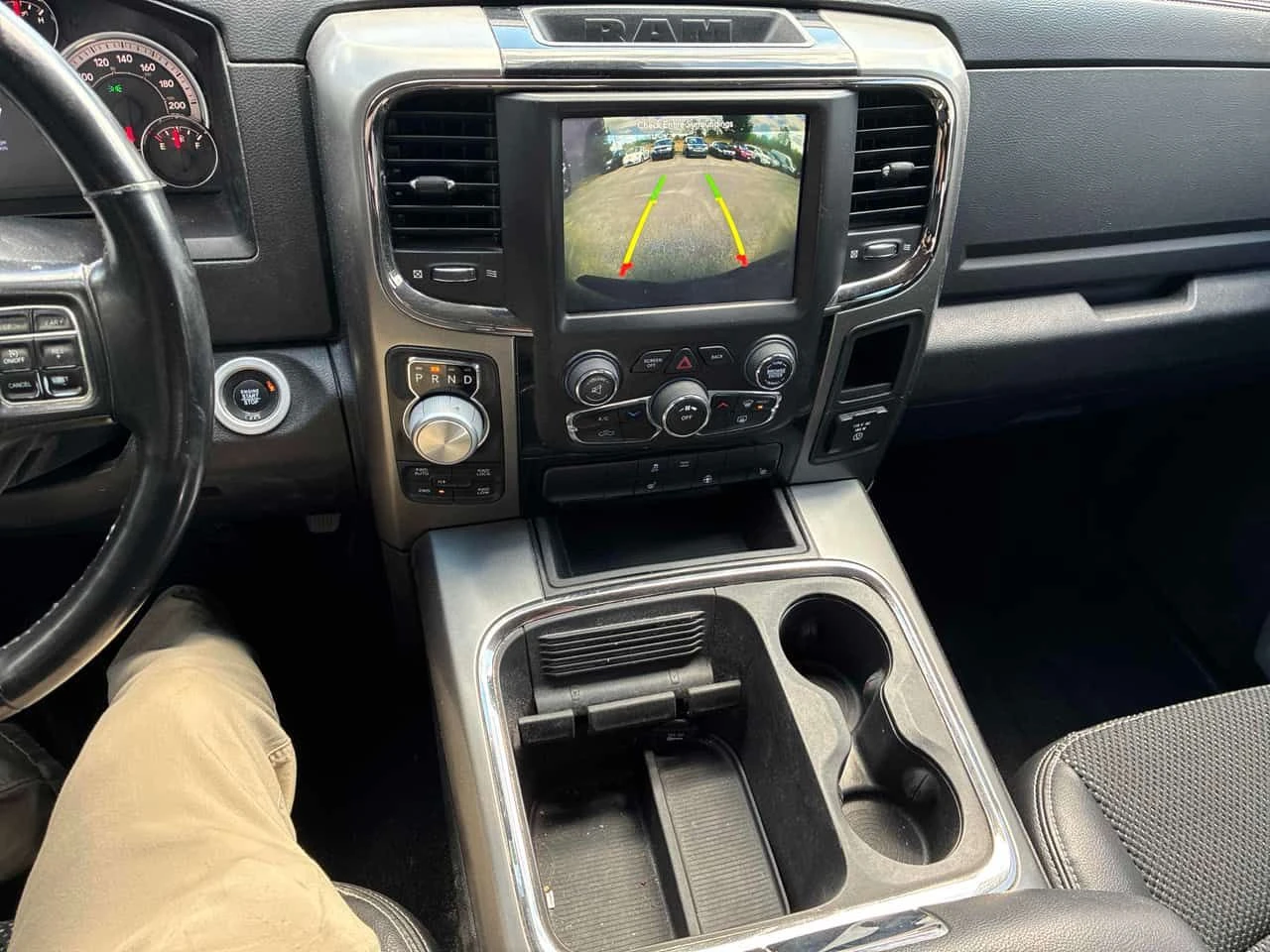 Dodge RAM 1500 * Sport * АВТОКРЕДИТ БЕЗ ПЪРВОНАЧАЛНА ВНОСКА* , снимка 9 - Автомобили и джипове - 54711612