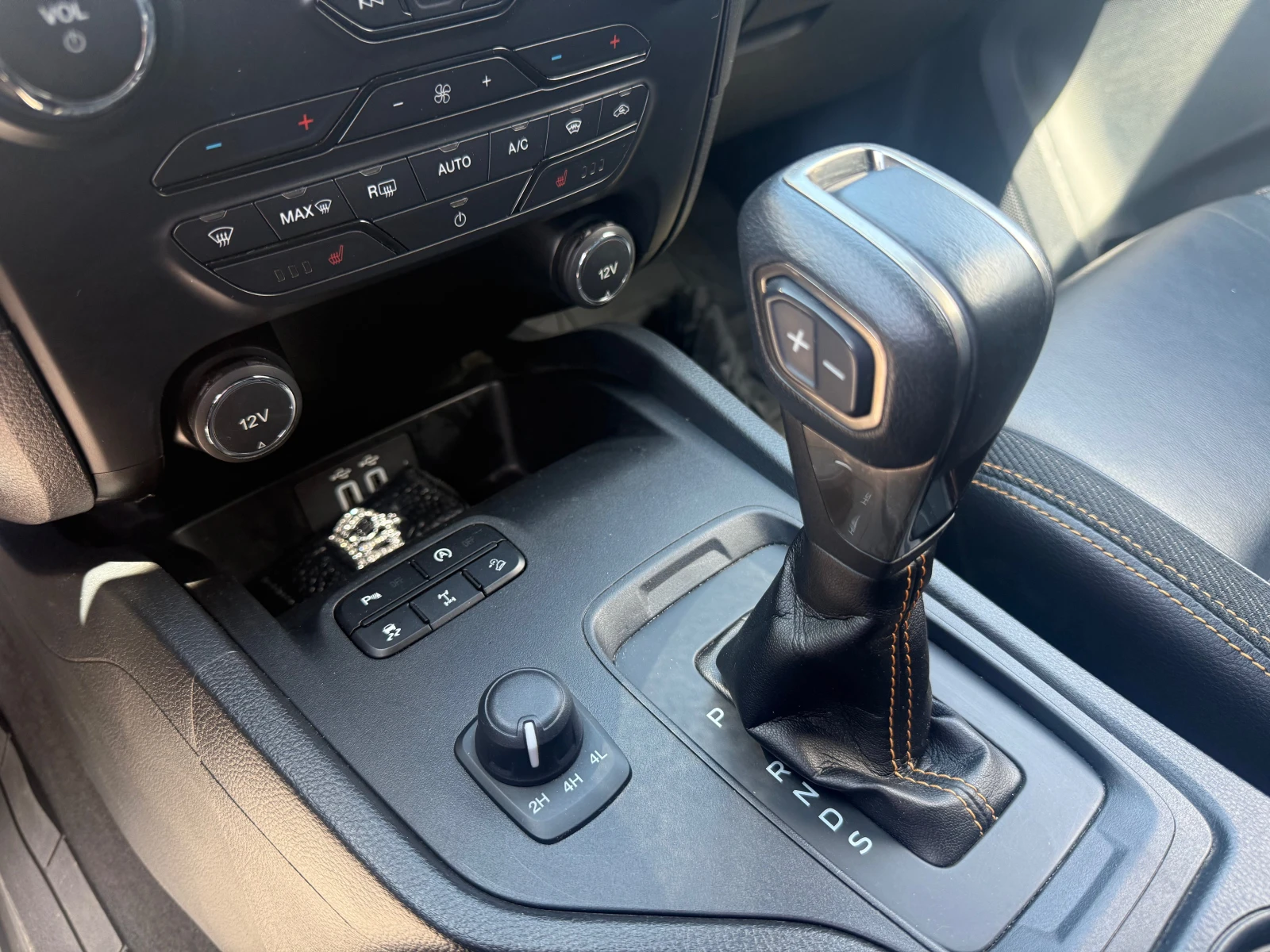 Ford Ranger 2.0 bi turbo , снимка 14 - Автомобили и джипове - 54736048