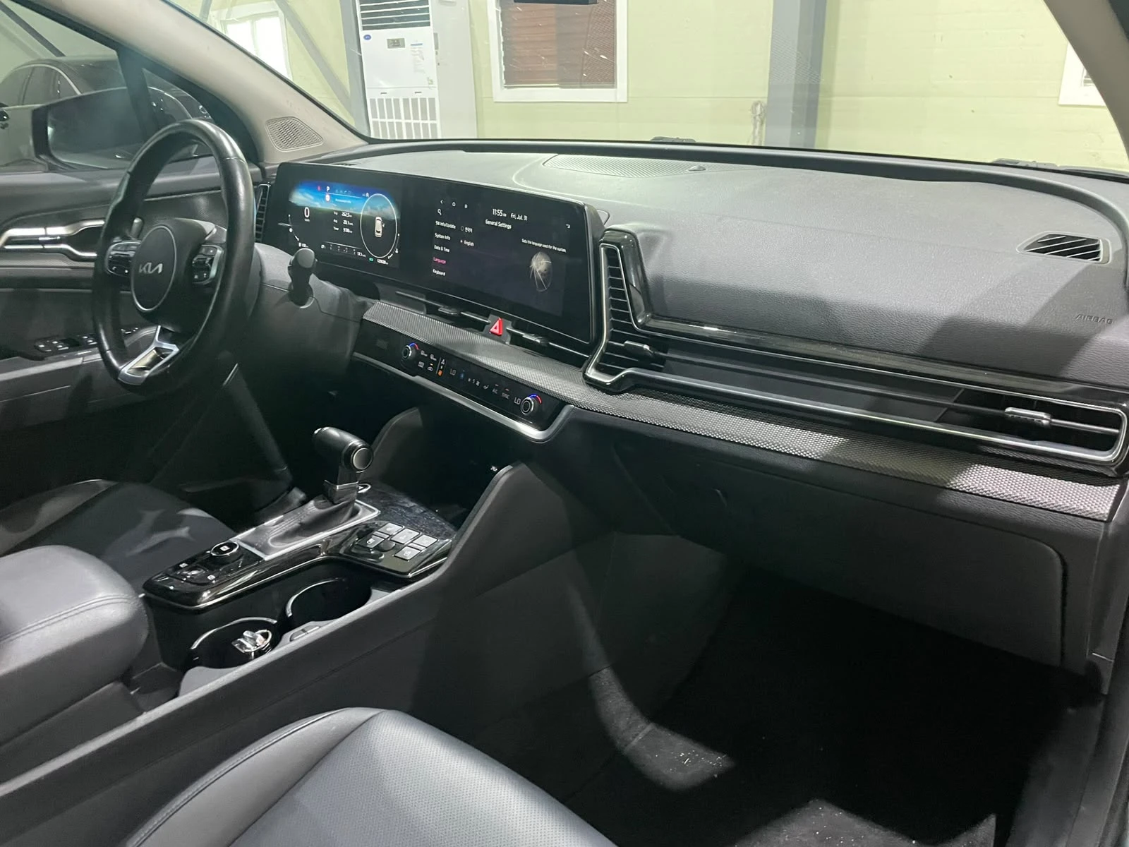 Kia Sportage 2.0D ! 2WD ! Prestige !, снимка 11 - Автомобили и джипове - 55702991