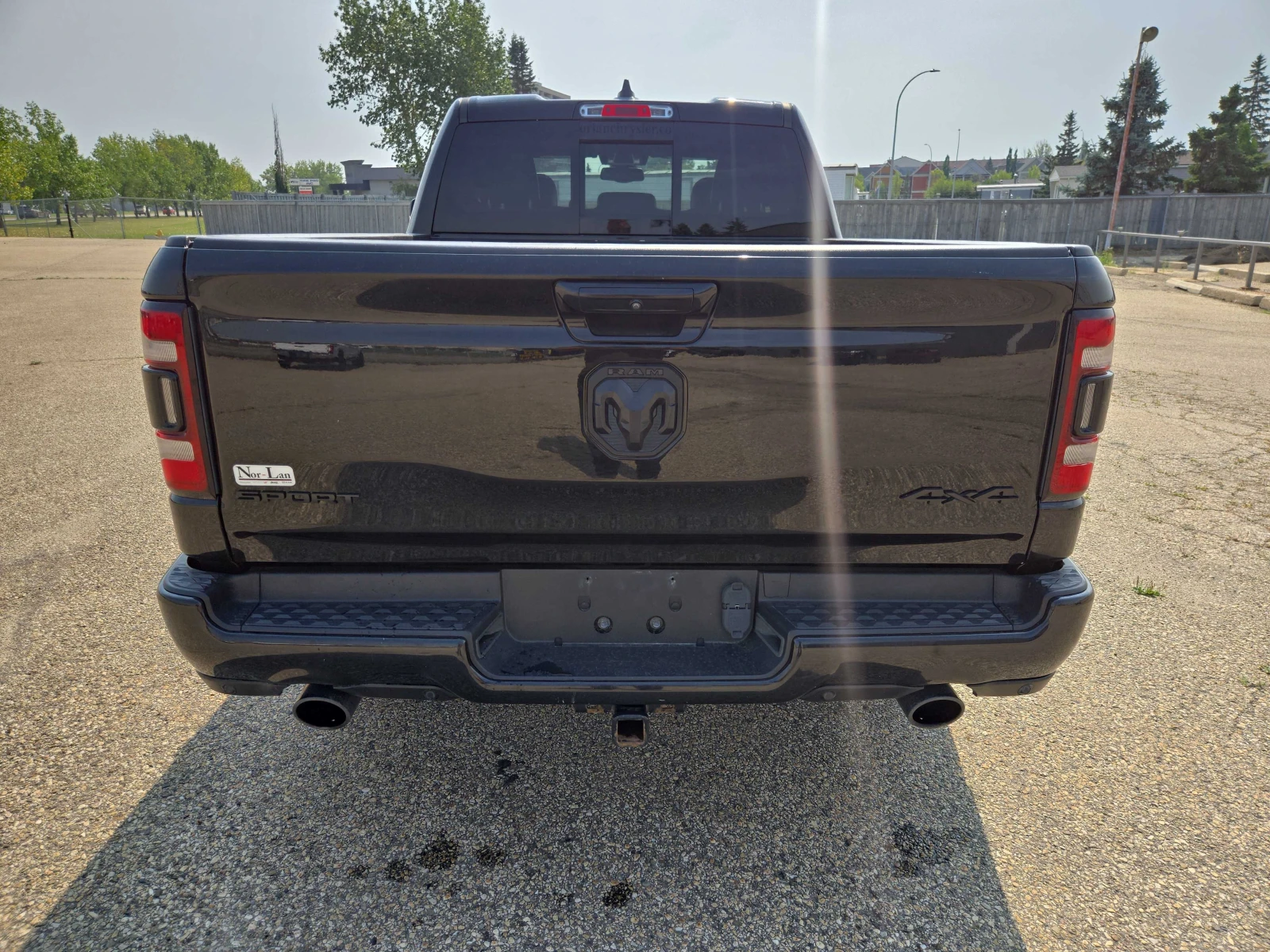 Dodge RAM 1500 * Sport * CARFAX * БЕЗ ПЪРВОНАЧАЛНА ВНОСКА, снимка 4 - Автомобили и джипове - 55876057