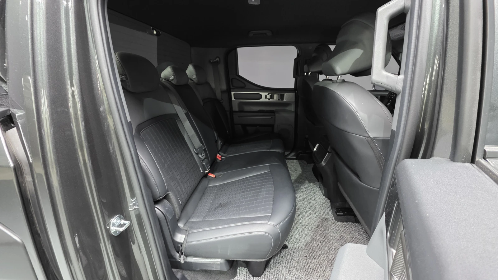 Kia Tasman 2.5T - AWD - DYNAMIC - DISTRONIC - ПОДГРЕВИ, снимка 17 - Автомобили и джипове - 56021705