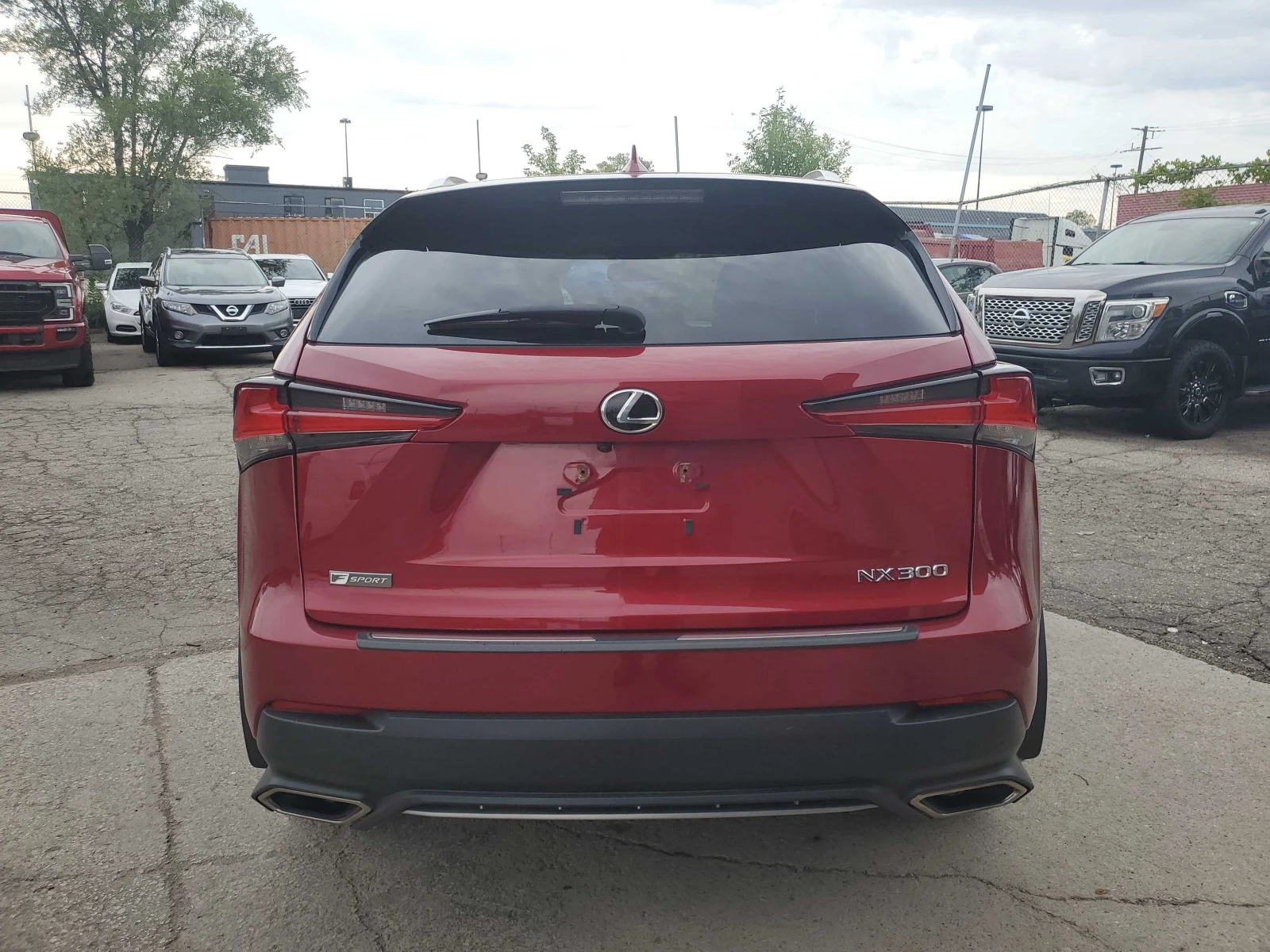 Lexus NX 300, 4Х4 F Sport, ОБДУХВАНЕ, АВТОКРЕДИТ, снимка 4 - Автомобили и джипове - 56057501