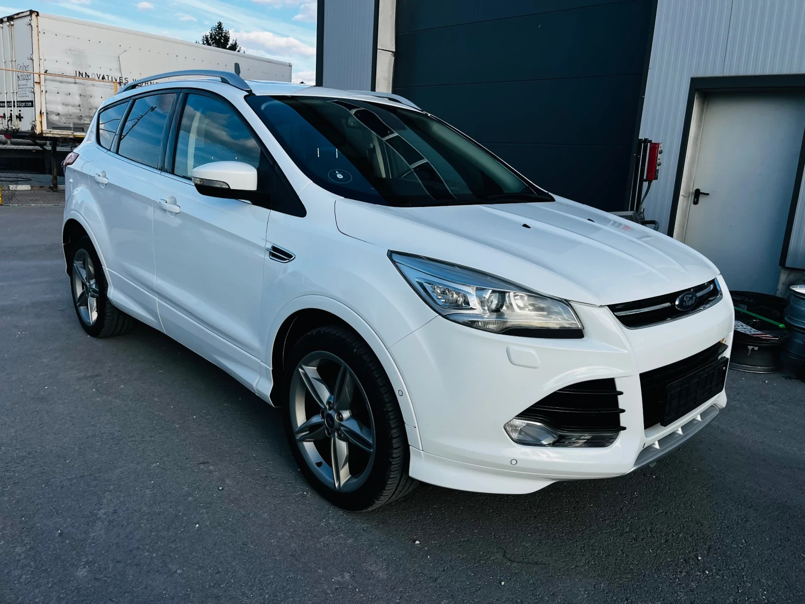 Ford Kuga 2, 0D-180k.c/4x4/ПАНОРАМА/КАМЕРА/KEYLESS/NAVI/ТОП!