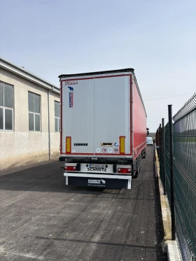 Renault T КОМПОЗИЦИЯ, снимка 6