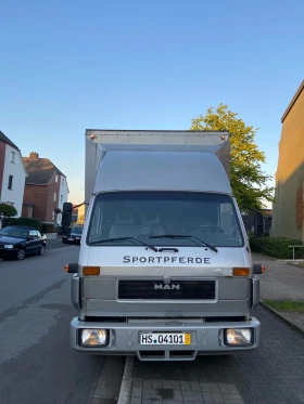 ������ Man 8.163