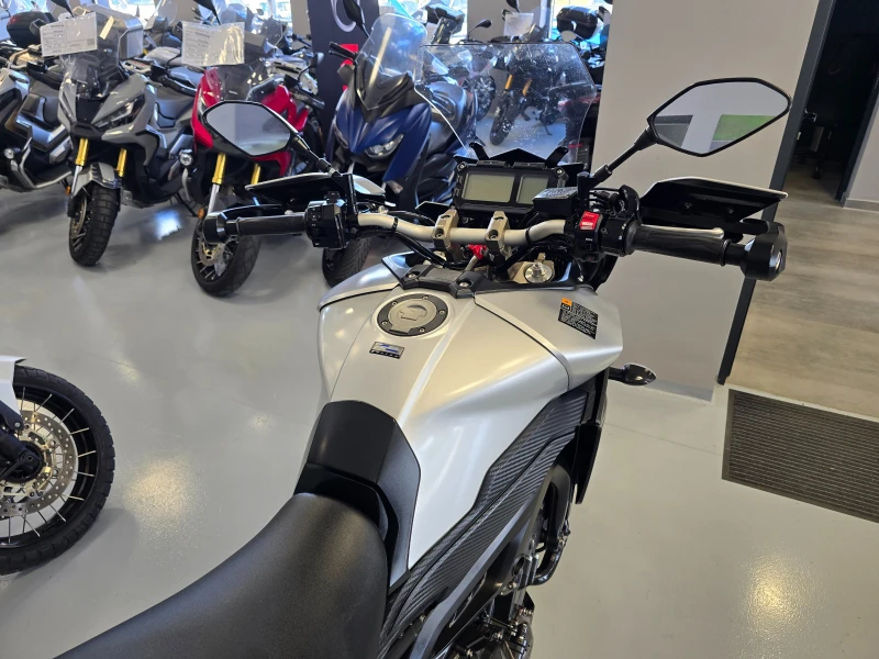 Yamaha Mt-09 TRACER 900ie, ABS-TCS!, снимка 11 - Мотоциклети и мототехника - 51272324