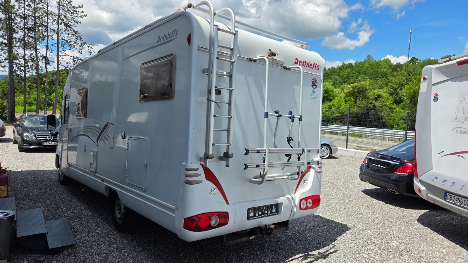 Кемпер Dethleffs ADVANTAGE- XXL гараж.Климатик 150hp, снимка 3 - Каравани и кемпери - 51758593